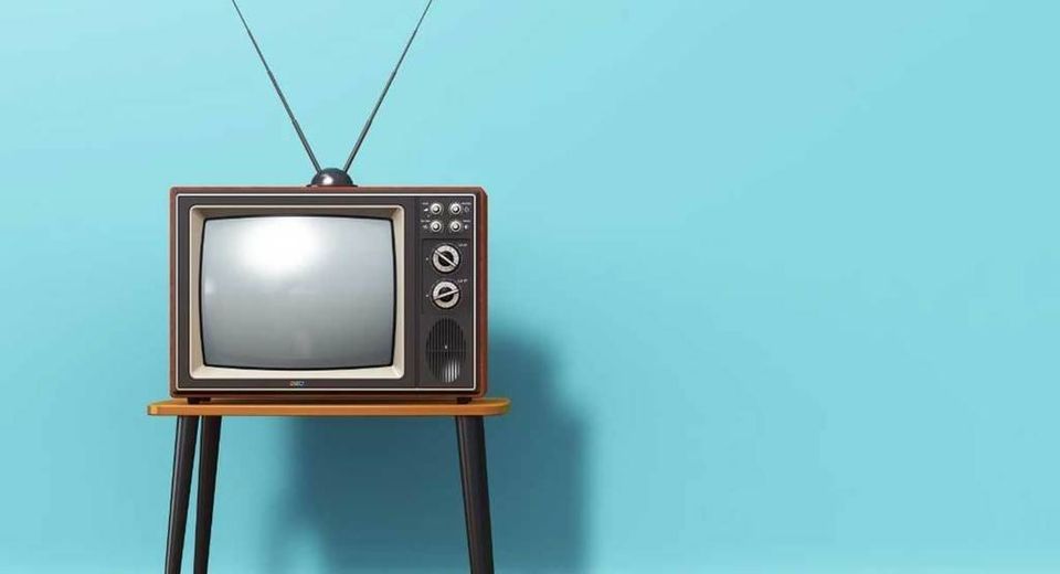 3 Reasons Why You Should Use an Antenna for Old TV
